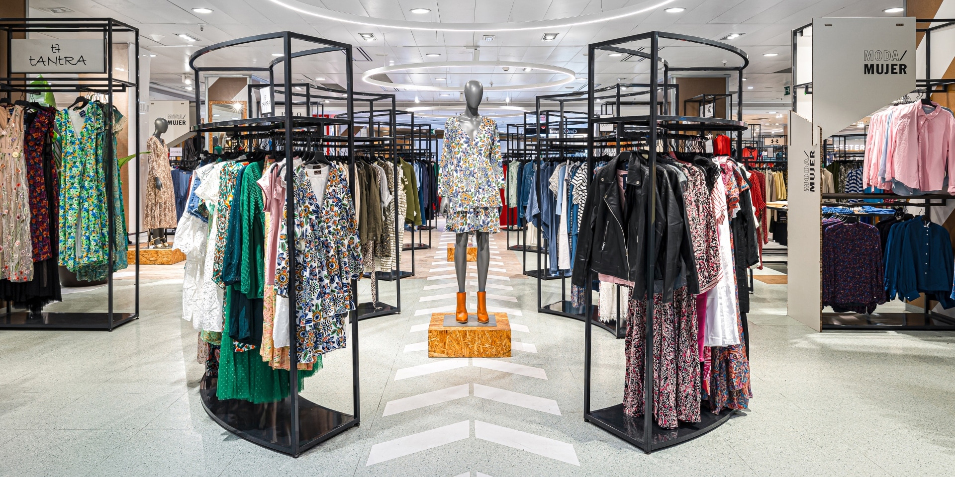 DISCOVER THE EL CORTE INGLÉS OUTLET SEVILLE EAST
